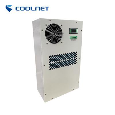 China A porta elétrica exterior das telecomunicações de IP55 2000W montou o condicionador de ar industrial do armário de AC220V à venda