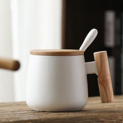 China Custom Nordic Insulated Coffee Mug Ceramic Matte White Black 13oz for sale