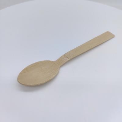 Chine Résine Handcrafted naturelle de la conception 2cm Olive Wood Serving Board With à vendre