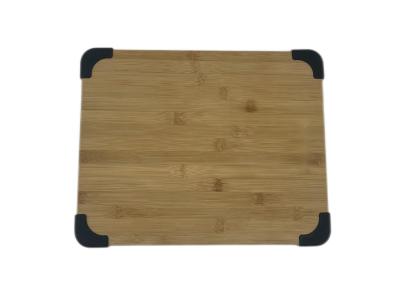 China Sustainable Personalized Custom Bamboo Cutting Board With Silicone Non Slip Pad for sale
