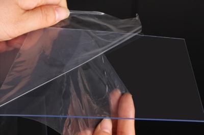 China hoja plástica rígida 0.5m m transparente de la hoja 4x8 pie del PVC de 0.3m m en venta