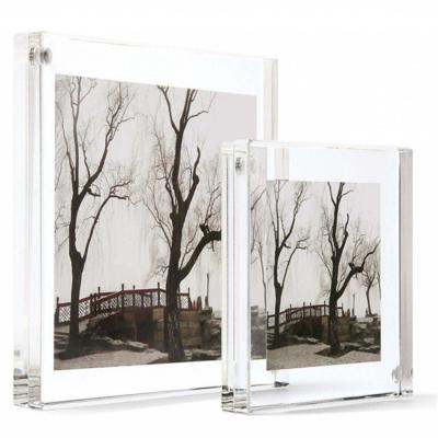 China Clear Perspex 4x6'' Acrylic Magnetic Picture Frame Home Dept for sale