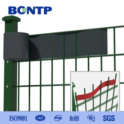 China Easy Installation 450gsm 19cm*35m with 20 Clips Tape Fence PVC Strip Screen Fence for Privacy Garden Fence Decoration for sale