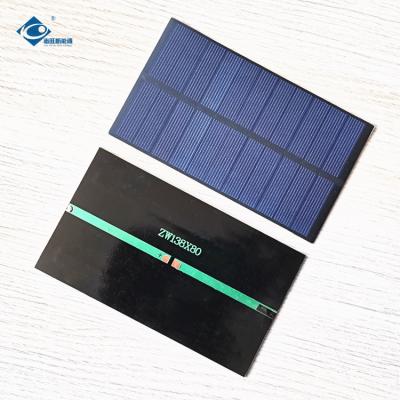 China 1.4W PET Laminated Solar Panel 5.5V Lightweight Silicon Solar Charger ZW-13880-P Max Current 0.3A for sale
