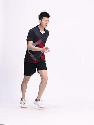 China Los deportes respirables de la moda del grupo de las mujeres/de los hombres visten la manga corta de secado rápido del entrenamiento de encargo del partido en venta