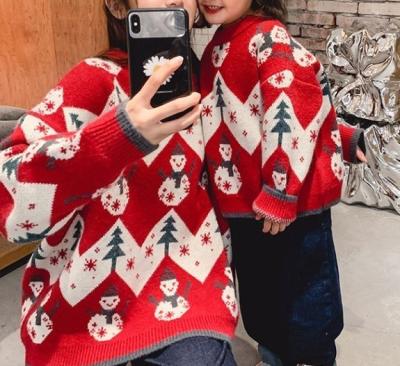 China la armadura larga femenina al por mayor del telar jacquar de la rebeca de la manga del nuevo diseño 2021 hizo punto a mujeres de la capa del suéter de las mujeres del cuello en v y chirldren en venta