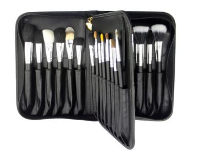 China ODM Eco Friendly Black Cosmetic Makeup Brush Set Wooden Handle for sale