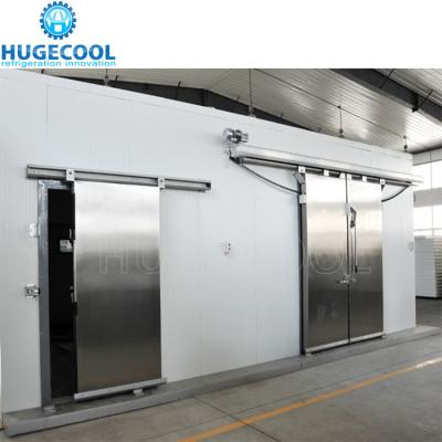 China Chinese Sliding Doors Freezer Cold Room Door 50ton Cooling Capacity for sale