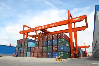 China RMG Rail Mounted Container Gantry Crane 45T Material Handling Crane for sale