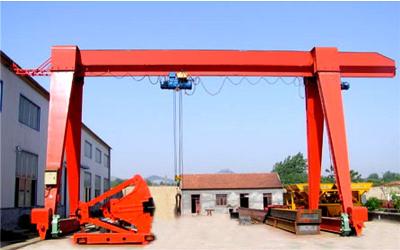 Cina tonnellata mobile su rotaie 25 Ton Overhead Crane di tonnellata 20 della gru a cavalletto di 380V 60HZ 15 in vendita