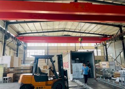 中国 5つのトンから550トンM8の倍のガードの天井クレーン吊り下げ式制御 販売のため