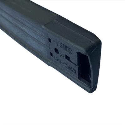 China Dureza personalizable 65±5 Rubber Weatherstrip para resistir el polvo y el sonido en venta