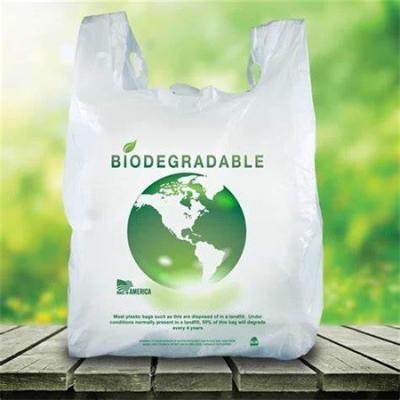 China Durable T Shirt Grocery Bags 100% Biodegradable 12 Inches Width for sale