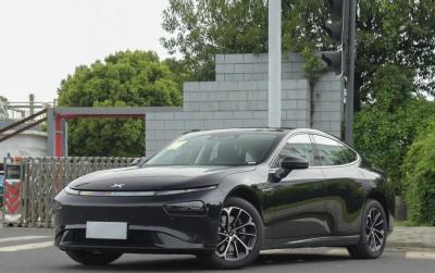 China los coches eléctricos los 480km Xpeng P7 del coche de 1450m m Xpeng EV bloquean automáticamente 5 Seater 4 puertas en venta