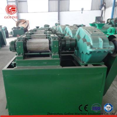 China Double Roller Fertilizer Granules Making Machine / Organic Fertilizer Granulator Machine for sale
