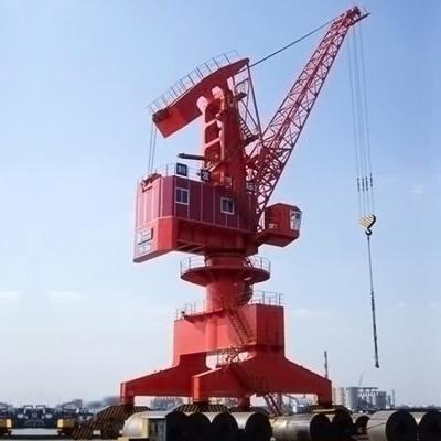 中国 MQ Type Jetty Offshore 150 Ton Port Portal Crane Dock Crane 販売のため