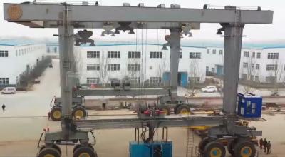 China height 5-50meters Boat Dock Crane Unoccupied Space Shipyard Crane for sale
