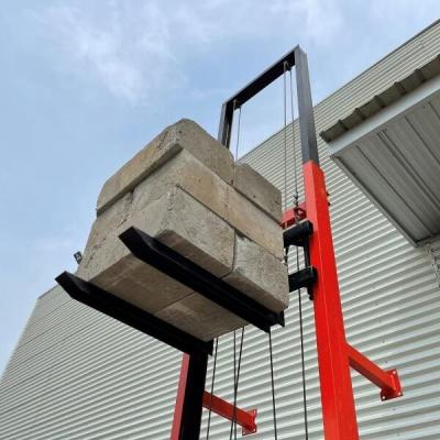 China Hydraulic 300kg Manual Straddle Stacker Self Loading Portable à venda