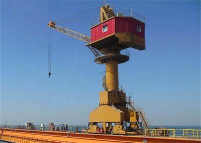 Chine le port portail de chantier naval du pivotement 5t-60t tend le cou le lien quatre lofant Jib Crane à vendre