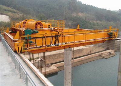 China Guindaste aéreo 300 Ton In Bridge Cranes do feixe dobro da estação das energias hidráulicas à venda