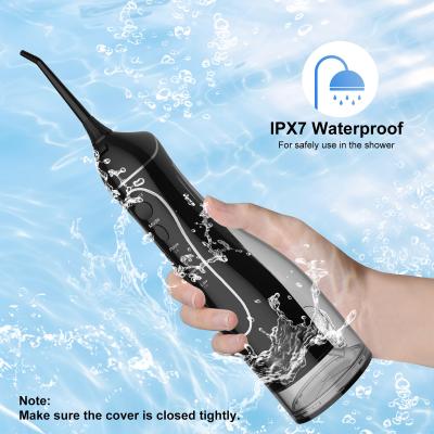 China Professional Dental Cleaning Rechargeable Oral Care Irrigator with 5 Customizable Nozzle Tips and Waterproof Design for sale