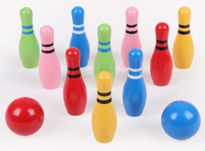 China Brinquedos de madeira naturais prées-escolar brinquedos de madeira do bowling da cereja chinesa de 40mm x de 120mm à venda