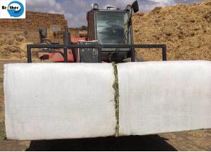 China 150 Gsm PP Woven Plastic Hay Bale Covers Moisture Proof For Wrapping Alfalfa Hay en venta