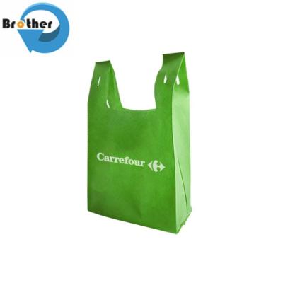 Китай Cheap Eco-Friendly Reusable W Cut T Shirt Vest PP Non Woven Supermarket Tote Grocery Shopping Carry Gift Bag for Sale продается