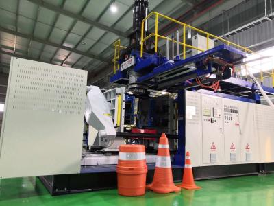 China Producción de máquinas de moldeado por soplado en barril de HDPE para carreteras en venta
