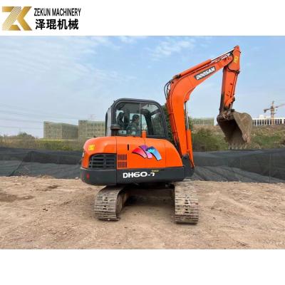 Chine 0.2M3 Bucket Doosan DH60 Excavateur à rampe utilisée DH60-7 39kw à vendre