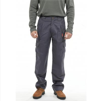 Chine Les poches ignifuges 7.5oz du gris 6 de pantalon de cargaison de sergé de franc de coton mettent le feu au pantalon évalué de travail à vendre