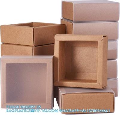 China Cajas de Kraft de color marrón cuadrado Caja de regalo de papel de trabajo pesado con ventanas transparentes 3.3x3.3x1.2 para las fiestas en venta
