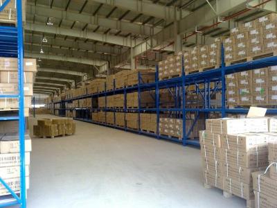 China 800KG - 5000KG cold rolled steel heavy duty racking with Corrosion - protection for sale