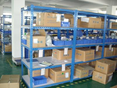 China Corrosion - protection light duty shelving with chipboard , case flow rack for sale