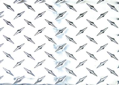 China placa de aluminio de 4x8 Diamond Plate Customized 1050 de aluminio para el piso en venta