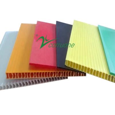 China 2mm 3mm 4mm 5mm 6mm 7mm PP Corrugated Sheet Polypropylene Panels for sale