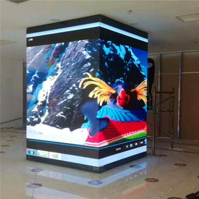 China Mural de vídeo LED curvado de esquina sin costura, módulo blando de pantalla LED de exposición en venta
