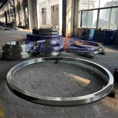 China La tubería de acero inoxidable de JIS B2220 ensancha colocación del SUS F304 20K SOPRF en venta