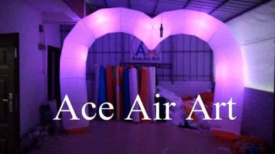 China wonderful changing colorful led heart shape inflatable arch decoration for wedding for sale