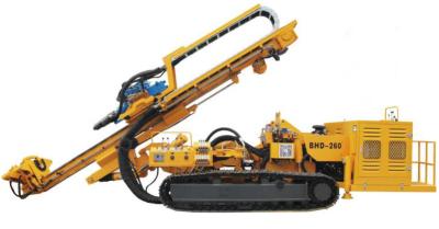 China Hydraulic Crawler Drilling Machine Suitable For Complex Formation Drilling BHD - 260 for sale