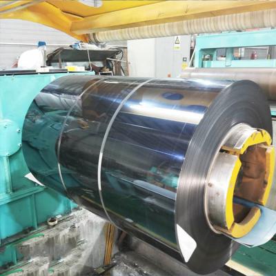 Chine La bobine de bande d'acier inoxydable de bord de moulin a laminé à froid la bobine de solides solubles 202 à vendre