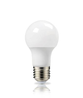 China Dimmable branco conduziu a lâmpada 5W 6W 7W 8W 9W 10W 11W 12W 13W 15W 18W 24W do diodo emissor de luz da série do bulbo A60 E26/E27/B22 SKD A à venda