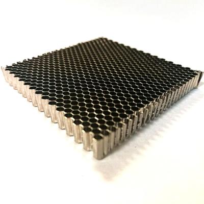 Китай Light Emi Shielding Honeycomb Core Sheet For Industrial Use продается