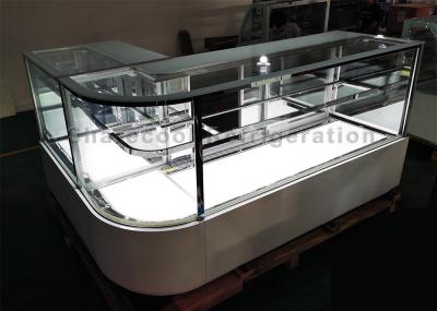 China Sharecool Countertop Refrigerated Cake Display 2500x680x1200mm With LED Lighting for sale
