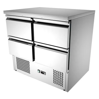 China 110V 60HZ Refrigerated Pizza Prep Table 900×700×850mm Stainless Steel for sale