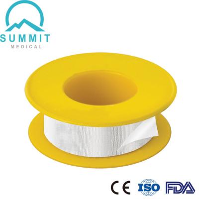 China Silk Micropore Surgical Adhesive Plaster With Plastic Core for sale