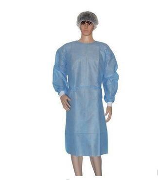 China Long Sleeves Disposable Protective Gowns Tear Resistant Skin Friendly for sale