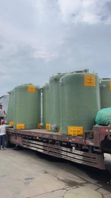 China Cylindrical Easy Installation Vertical FRP Water Storage Tank For Wastewater Treatment à venda