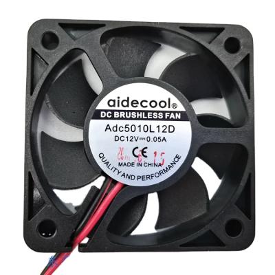 中国 Aidecoolr Dc Cooling Fan with 3pin Connector Long-lasting Performance 販売のため