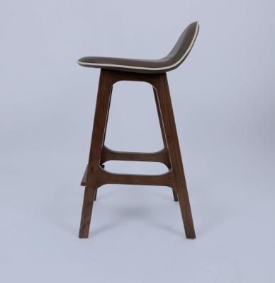China Cadeira contínua de Brown do quarto do hotel da cadeira da barra da madeira de carvalho do projeto moderno à venda